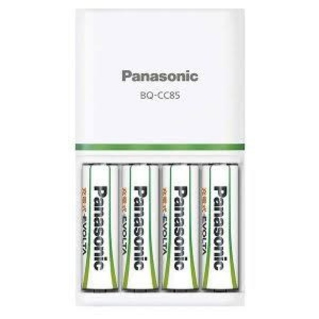 Panasonic(パナソニック)のパナソニック 単3形 充電式エボルタ  4本付 急速充電器セット パッケージ無し スマホ/家電/カメラのスマートフォン/携帯電話(バッテリー/充電器)の商品写真