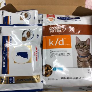 猫用 k／d(ツナ)500g、腎臓サポートセレクション小袋7袋(ペットフード)