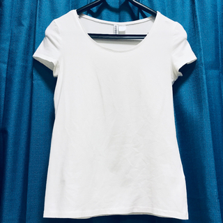 エイチアンドエム(H&M)のH&M白Tシャツ(Tシャツ(半袖/袖なし))