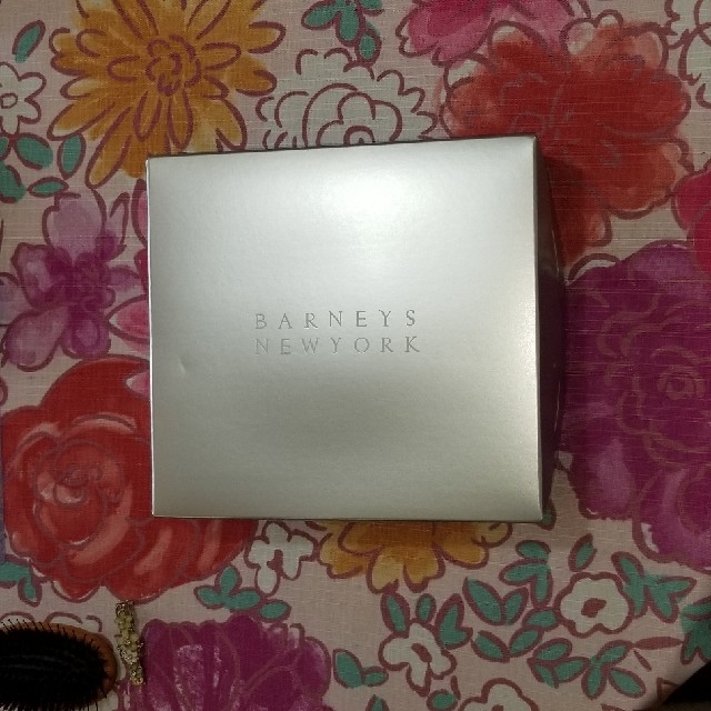 BARNEYS NEW YORK - スクエアプレートセット“パール”の通販 by BARNEYS NEW YORK - スクエアプレートセット“パール”の通販 by