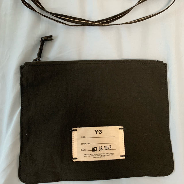 Y-3(ワイスリー)のy-3 サコッシュ メンズのバッグ(その他)の商品写真