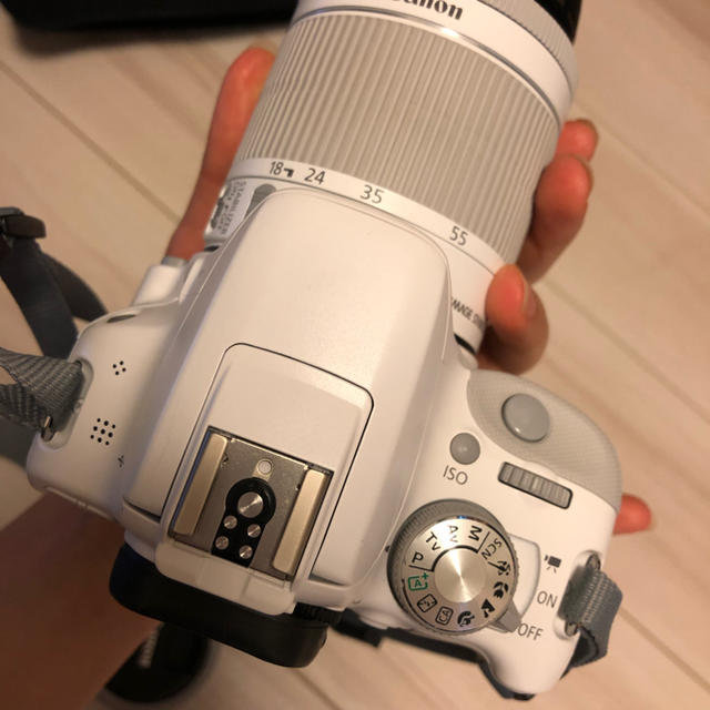 Canon(キヤノン)の<値下げ>  Canon EOS Kiss X7 中古 スマホ/家電/カメラのカメラ(デジタル一眼)の商品写真