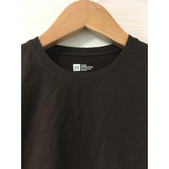 GAP(ギャップ)の新品 未使用 GAP ギャップ Tシャツ ブラウン レディースのトップス(Tシャツ(半袖/袖なし))の商品写真
