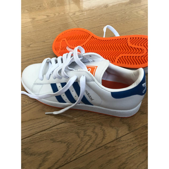 新作 adidas - 新品未使用 タグ付き adidas スニーカー 26.5cmの通販