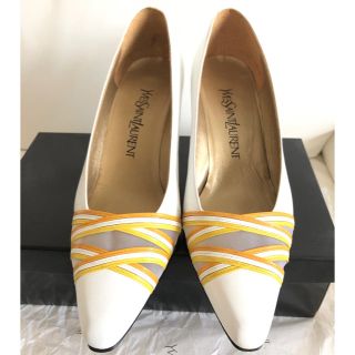 Saint Laurent - イブサンローラン 美品 白パンプス36 1/2 YSL 白