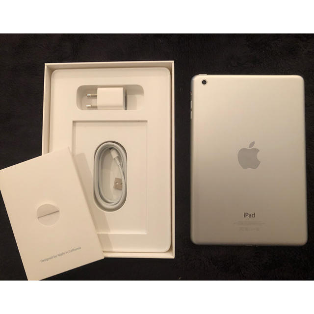 iPad(アイパッド)の【使用少美品/ケース付】 iPad mini 16GB Wi-Fiモデル スマホ/家電/カメラのPC/タブレット(タブレット)の商品写真