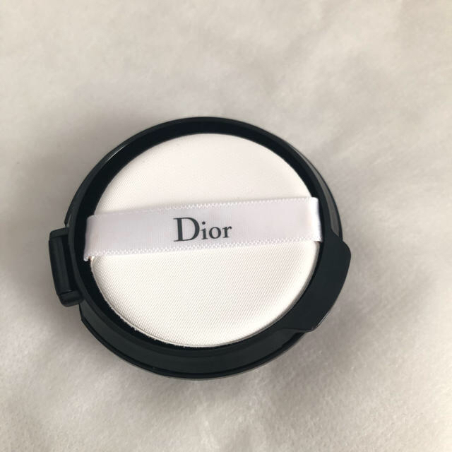 Dior(ディオール)のDior  FOREVER PERFECT CUSHION 0N リフィル コスメ/美容のベースメイク/化粧品(ファンデーション)の商品写真