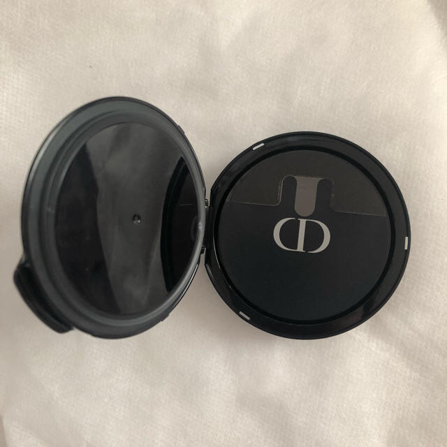 Dior(ディオール)のDior  FOREVER PERFECT CUSHION 0N リフィル コスメ/美容のベースメイク/化粧品(ファンデーション)の商品写真