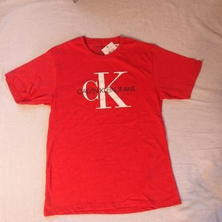 カルバンクライン(Calvin Klein)の▲Calvinklein カルバンクライン Tシャツ赤 11～12歳 新品未使用(Tシャツ/カットソー)