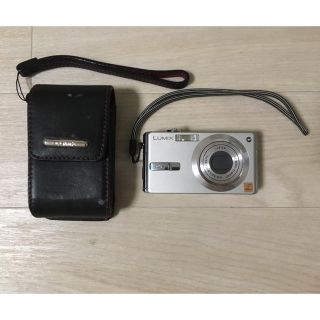 パナソニック(Panasonic)の【値下げ中！！】Panasonic LUMIX DMC-FX7 シルバー(コンパクトデジタルカメラ)