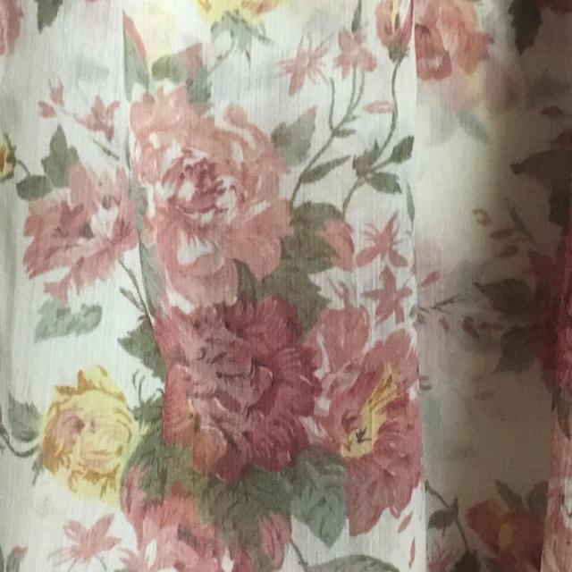 Pin Curl(ピンカール)の花柄ミニスカート レディースのスカート(ミニスカート)の商品写真