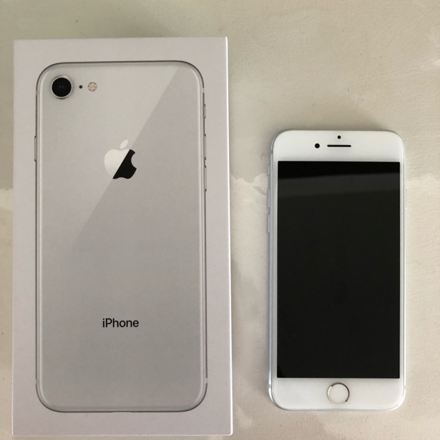 再値下げ‼︎【新品】iPhone8 silver 64GB SoftBank