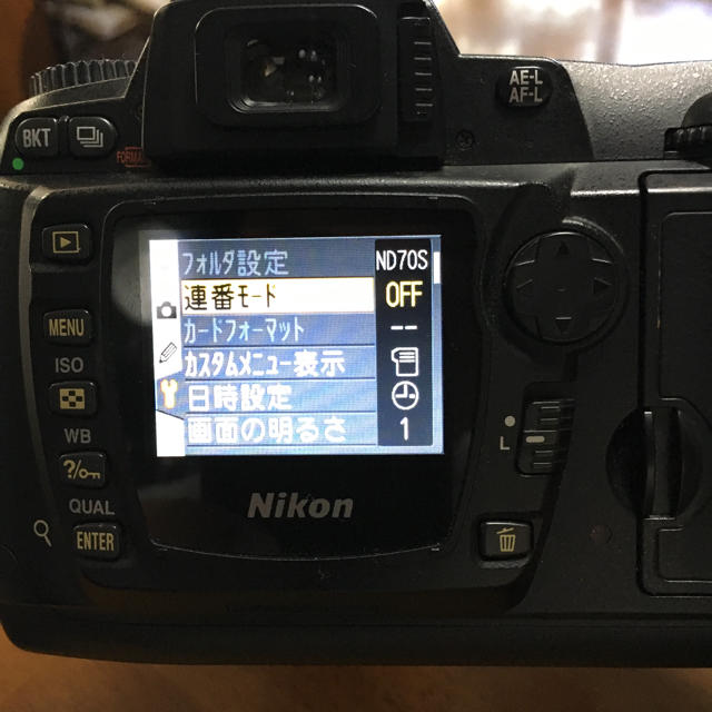 Nikon ニコン D70s レンズキット 一眼レフカメラ Nikon ニコン D70s レンズキット 一眼レフカメラ