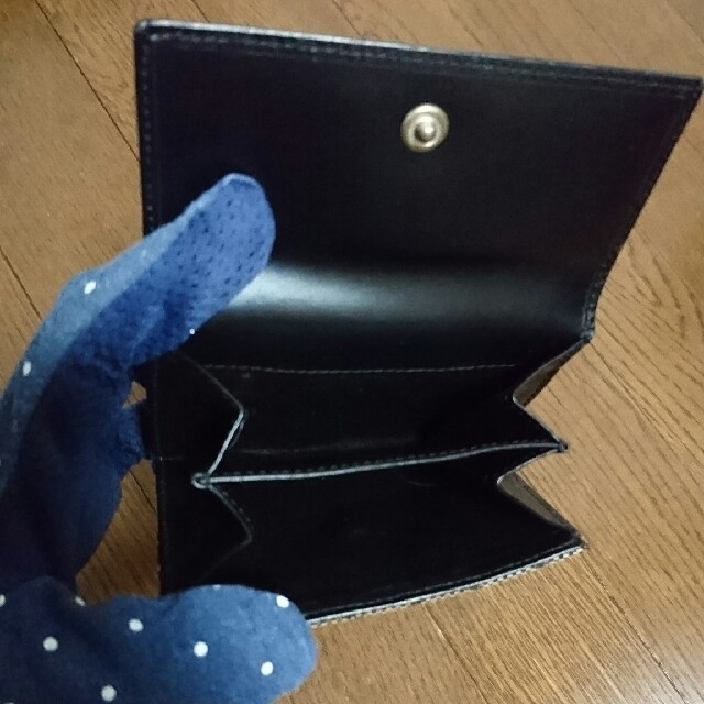 Gucci(グッチ)のGUCCI 二つ折財布 中古 レディースのファッション小物(財布)の商品写真