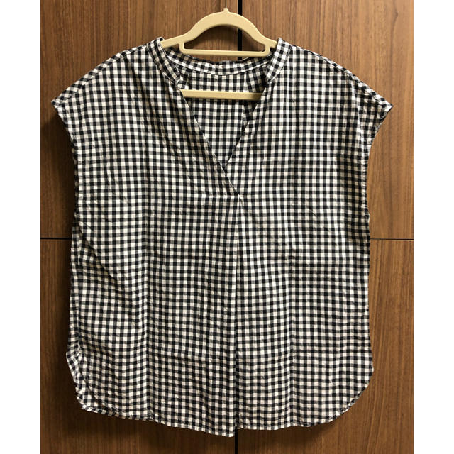 GU(ジーユー)のGU ギンガムチェック ブラウス レディースのトップス(シャツ/ブラウス(半袖/袖なし))の商品写真