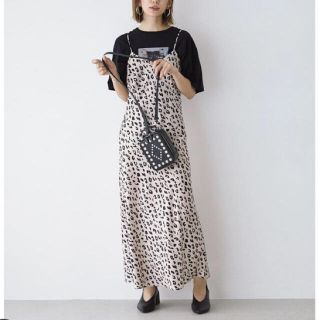 マウジー(moussy)の今季新作☆MOUSSY LEO PRINTED CAMIドレス☆レオパードワンピ(ロングワンピース/マキシワンピース)