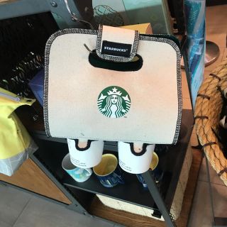 スターバックスコーヒー(Starbucks Coffee)のスターバックス 台湾 ドリンクホルダー(収納/キッチン雑貨)