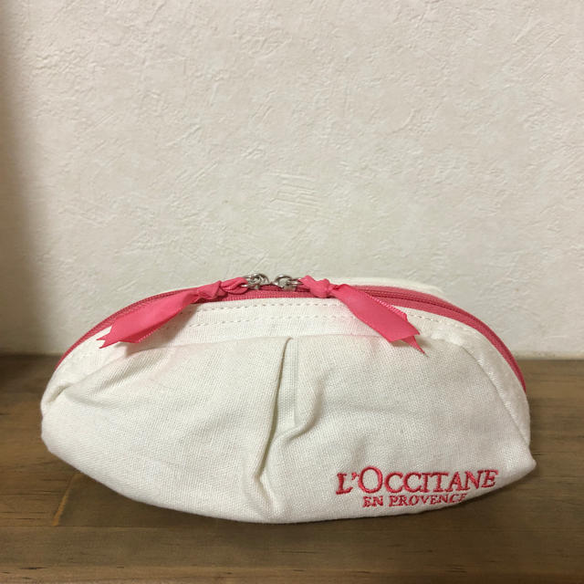 L'OCCITANE(ロクシタン)の新品 ロクシタン  ポーチ レディースのファッション小物(ポーチ)の商品写真