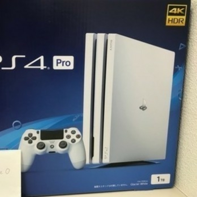 新品PlayStation4 Pro ジェット・ホワイト1TB 送料込み