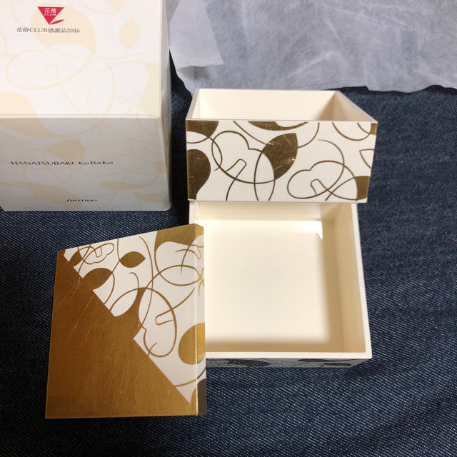 SHISEIDO (資生堂)(シセイドウ)の非売品＊資生堂   花椿小箱 ＊花椿感謝品 エンタメ/ホビーの雑誌(アート/エンタメ/ホビー)の商品写真