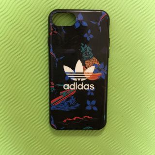 アディダス(adidas)の【adidas アディダス】スマホカバー iPhone6.7.8対応(iPhoneケース)