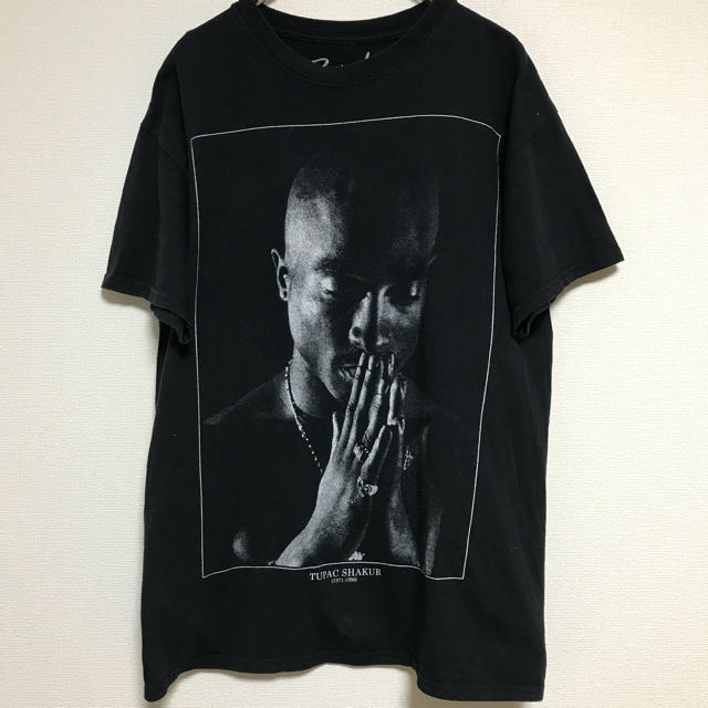 FEAR OF GOD(フィアオブゴッド)の2PAC トゥーパック Tupac Shakur ラップTシャツ メンズのトップス(Tシャツ/カットソー(半袖/袖なし))の商品写真