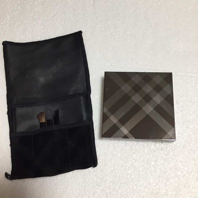 BURBERRY(バーバリー)の⭐️再値下げ⭐️バーバリー コンプリット アイパレット コスメ/美容のベースメイク/化粧品(アイシャドウ)の商品写真