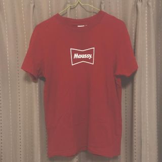 マウジー(moussy)のmoussy 半袖 Tシャツ ロゴ入り レッド(Tシャツ(半袖/袖なし))