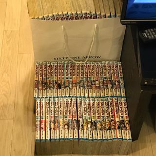 ONE PIECE 1巻〜82巻 + 零巻(少年漫画)