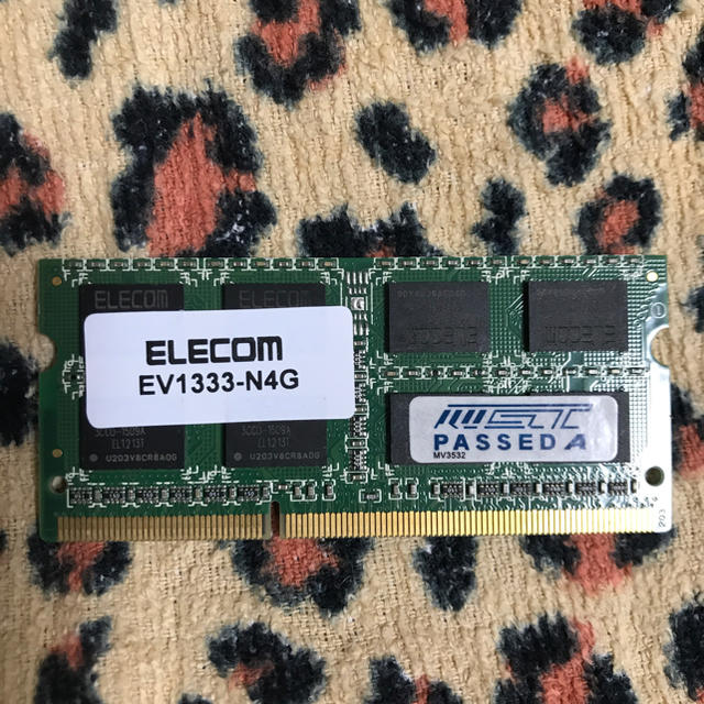 ELECOM(エレコム)のEV1333-N4G スマホ/家電/カメラのPC/タブレット(PCパーツ)の商品写真