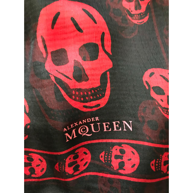 Alexander McQueen(アレキサンダーマックイーン)のAlexander McQueen アレクサンダーマックイーン スカル スカーフ メンズのファッション小物(バンダナ/スカーフ)の商品写真
