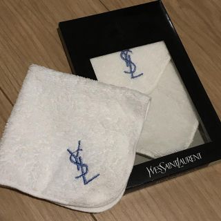 イヴサンローランボーテ(Yves Saint Laurent Beaute)の新品☆Yves Saint Laurent タオルチーフ 1枚(ハンカチ)