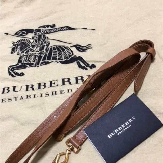 BURBERRY(バーバリー)のバーバリープローサム新品未使用 レディースのバッグ(トートバッグ)の商品写真