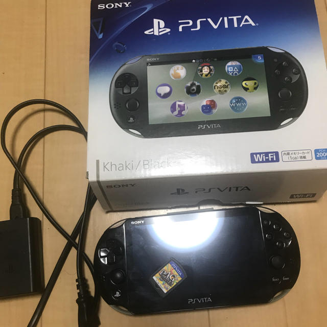 携帯用ゲーム機本体psvita 2000 ペルソナ4セット