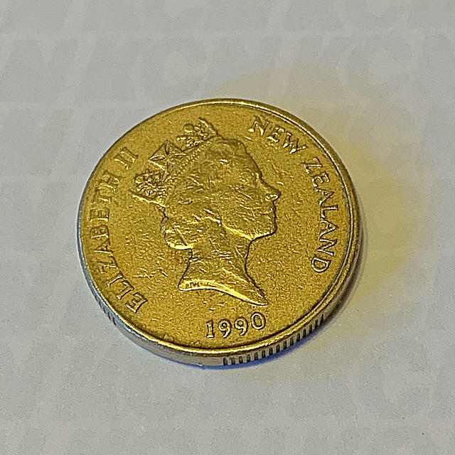 外国コイン ニュージーランド1ドル硬貨 1990年の通販 by AKASAK shop