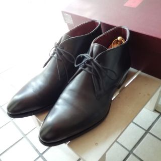 クロケットアンドジョーンズ(Crockett&Jones)の保存箱付 美品 CARMINA  チャッカブーツ 8E(ドレス/ビジネス)