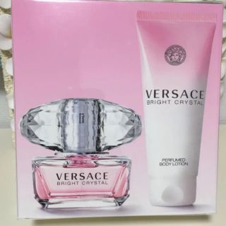 ヴェルサーチ(VERSACE)の値下げ💛新品未開封 ヴェルサーチ クリスタルトラベルセット100ml+50ml(香水(女性用))