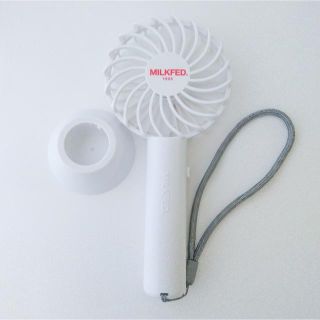 ミルクフェド(MILKFED.)の【新品】MILKFED.／携帯ミニ扇風機【動作確認済】(扇風機)