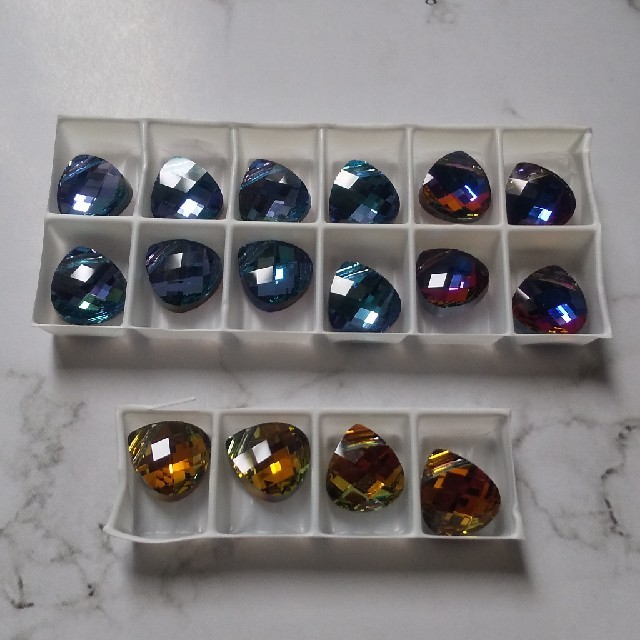 再入荷通販】 SWAROVSKI - namingway様専用:スワロフスキーのピアスの