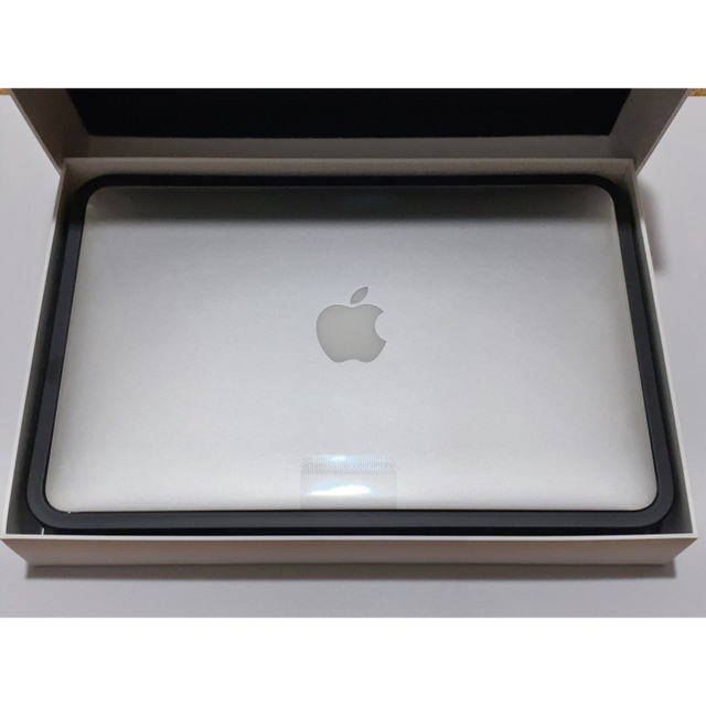 Mac (Apple)(マック)のMacBook Air(11.6" Mid 2013) MD711J/A スマホ/家電/カメラのPC/タブレット(ノートPC)の商品写真