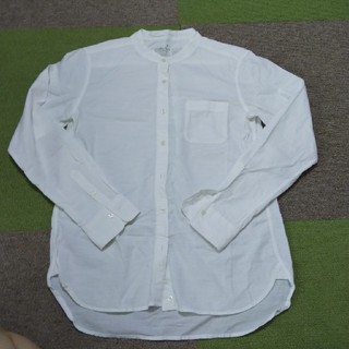ユニクロ(UNIQLO)のユニクロ 襟なしシャツ(シャツ/ブラウス(長袖/七分))