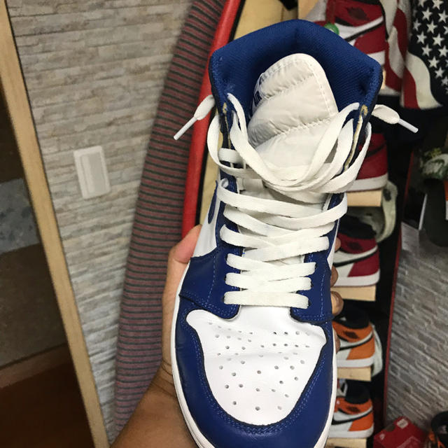 NIKE(ナイキ)のAIR JORDAN 1の出品です。  メンズの靴/シューズ(スニーカー)の商品写真