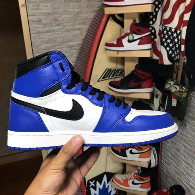 NIKE(ナイキ)のAIR JORDAN 1の出品 メンズの靴/シューズ(スニーカー)の商品写真