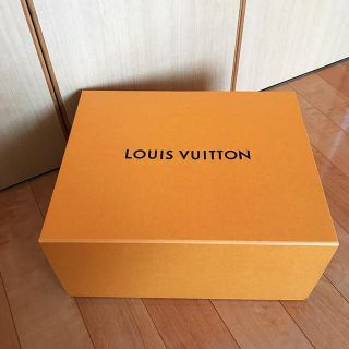 ルイヴィトン(LOUIS VUITTON)の箱(ショップ袋)