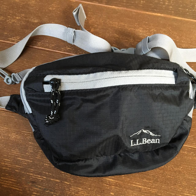 L.L.Bean(エルエルビーン)の今年購入☆LL been ウエストポーチ サコッシュ  レディースのバッグ(ボディバッグ/ウエストポーチ)の商品写真