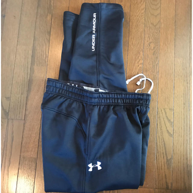 UNDER ARMOUR(アンダーアーマー)の【美品】UNDER ARMOUR☆裏起毛ジャージ 上下セット☆XL メンズのトップス(ジャージ)の商品写真