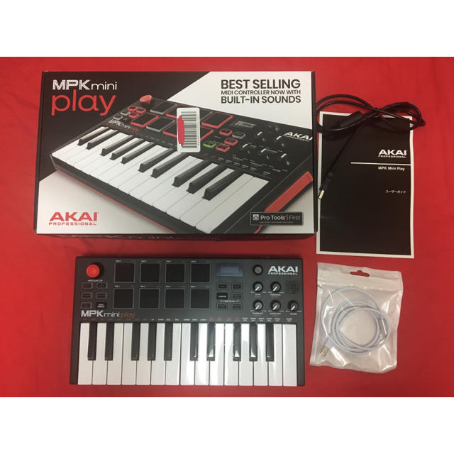 AKAI MPK mini play【ライトニングケーブル付き】 楽器のDTM/DAW(MIDIコントローラー)の商品写真