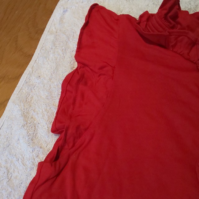ZARA(ザラ)の赤トップス レディースのトップス(カットソー(半袖/袖なし))の商品写真