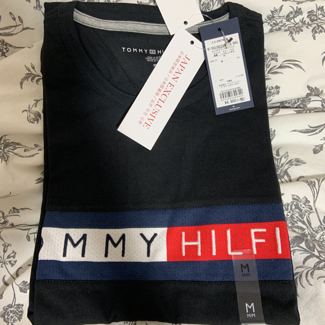 TOMMY HILFIGER(トミーヒルフィガー)のロゴTシャツ メンズのトップス(Tシャツ/カットソー(半袖/袖なし))の商品写真