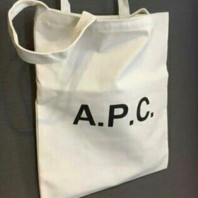 A.P.C(アーペーセー)のA.P.C. トートバッグ 肩がけショルダーバッグ ノベルティ レディースのバッグ(トートバッグ)の商品写真